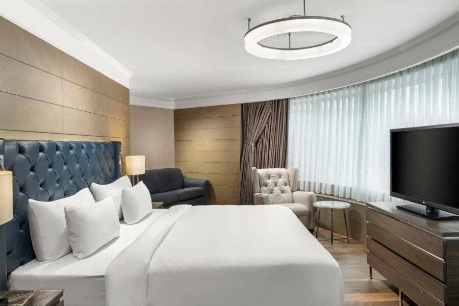 Radisson Blu Hotel, Istanbul Sisli hotel bedroom
