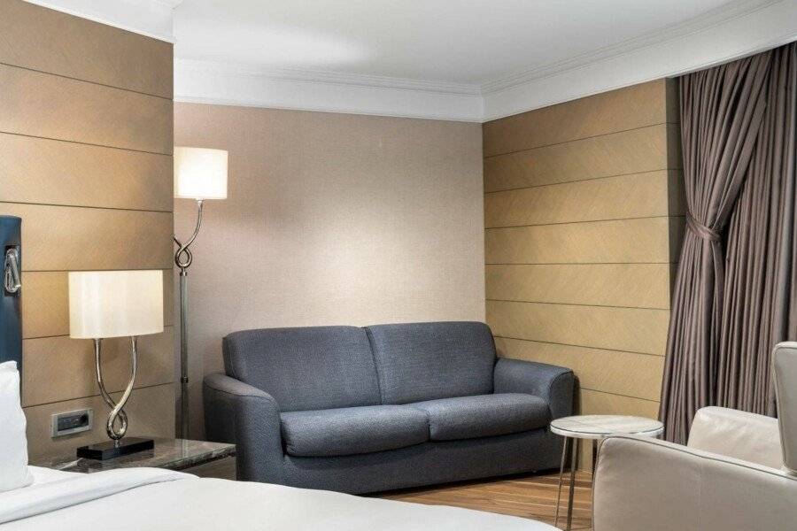 Radisson Blu Hotel, Istanbul Sisli hotel bedroom