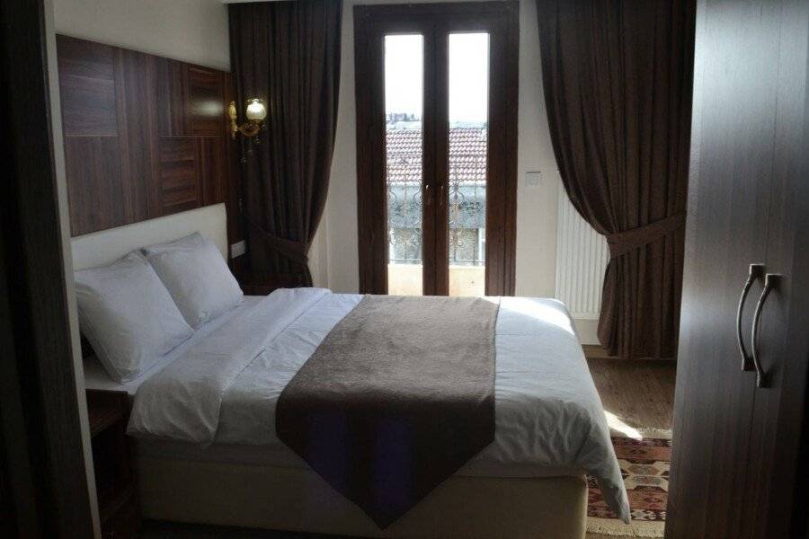 New Fatih Hotel hotel bedroom