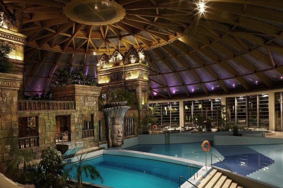 Aquaworld Resort indoor pool,spa