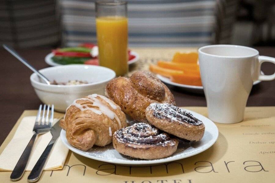 Marmara Hotel Budapest breakfast