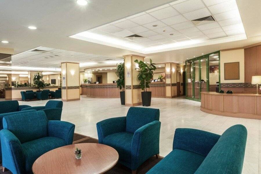 Danubius Hotel Arena lobby