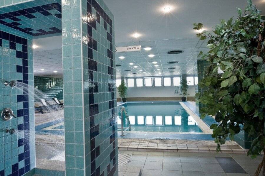 Danubius Hotel Arena indoor pool,spa