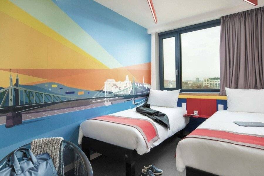 ibis Styles Citywest hotel bedroom