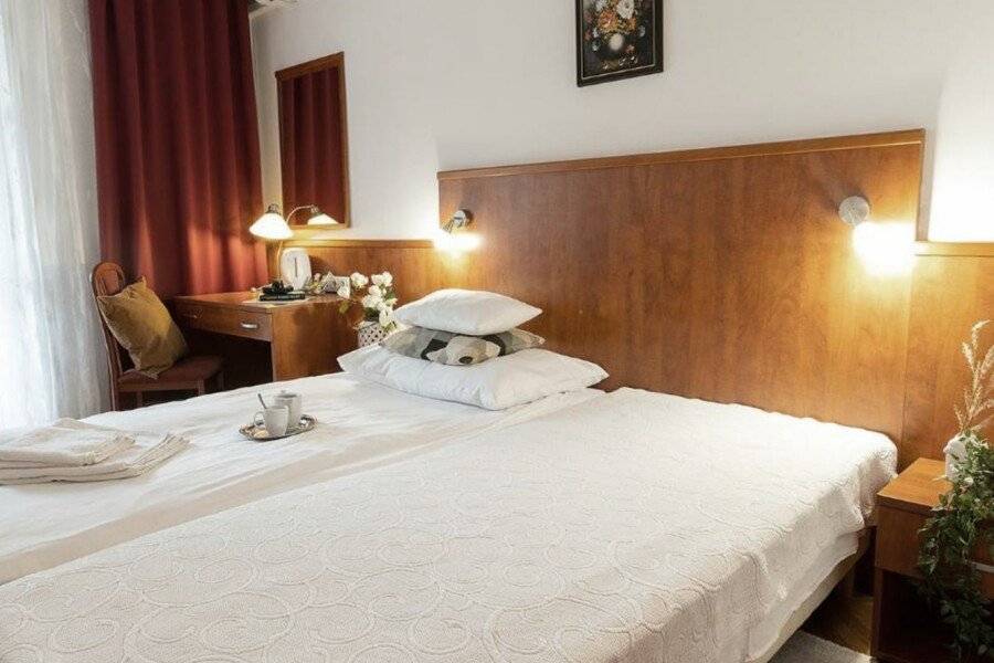 HELIOS Hotel Apartments hotel bedroom