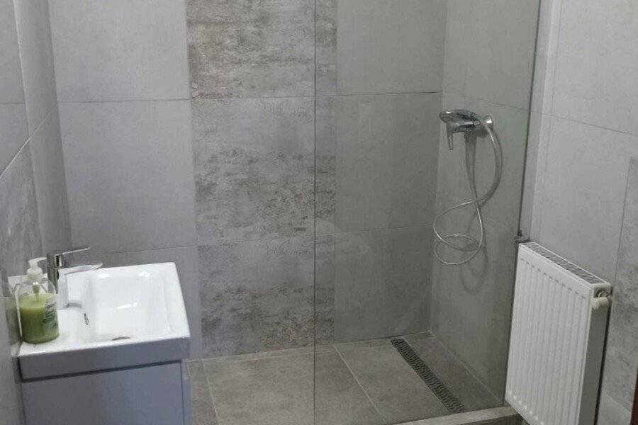 HELIOS Hotel Apartments 