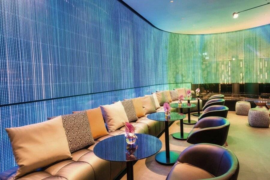 Park Plaza Budapest lounge