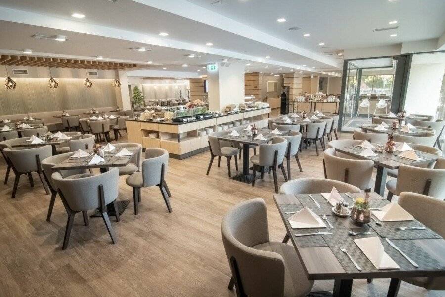 Rubin Wellness & Conference Hotel restaurant