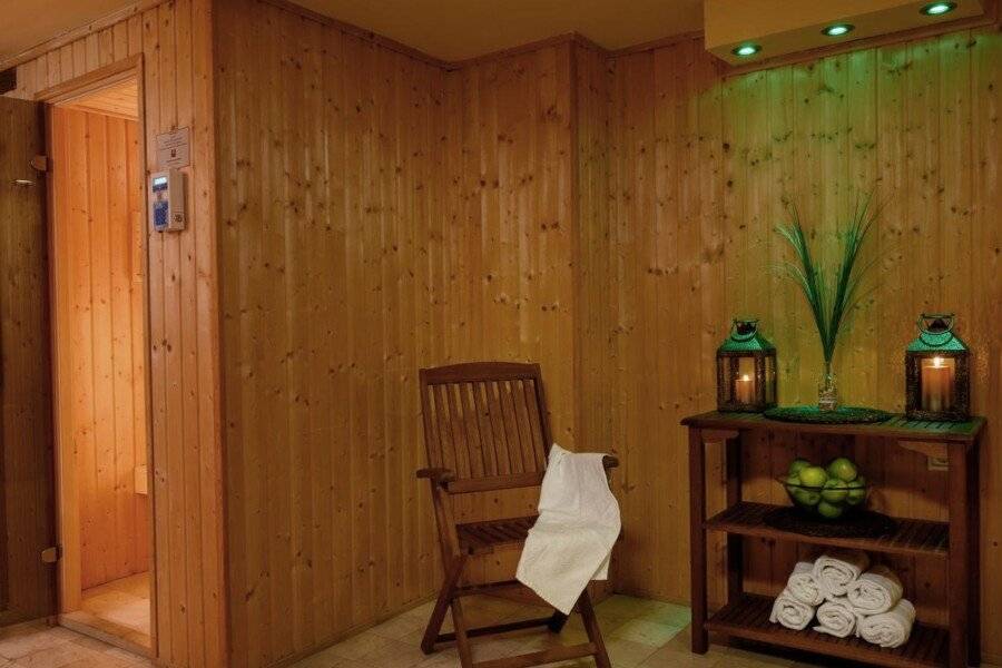 Leonardo Hotel spa,sauna