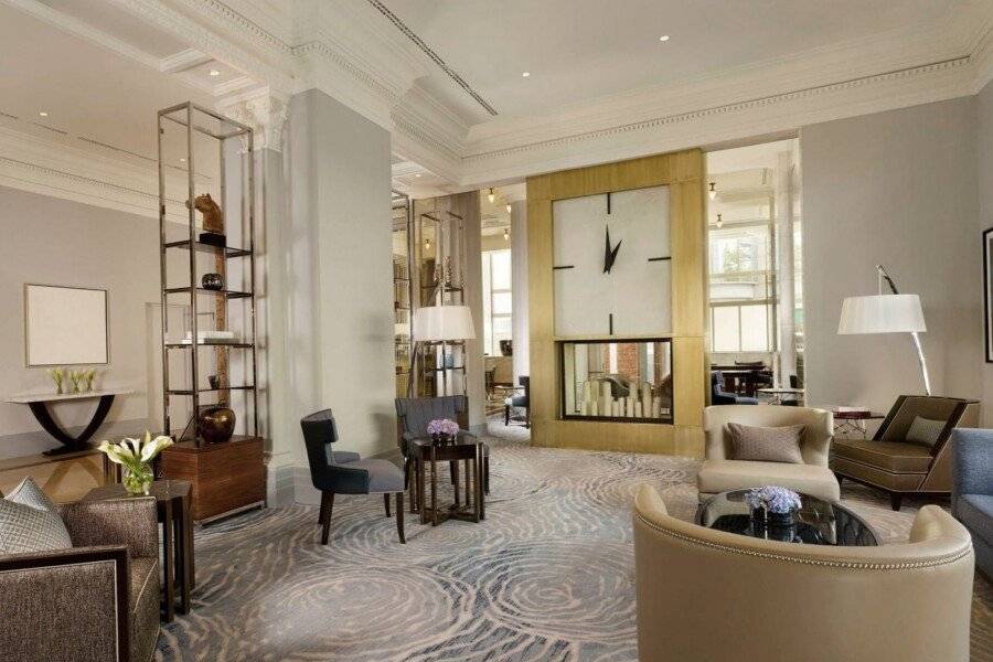 The Ritz-Carlton, lobby