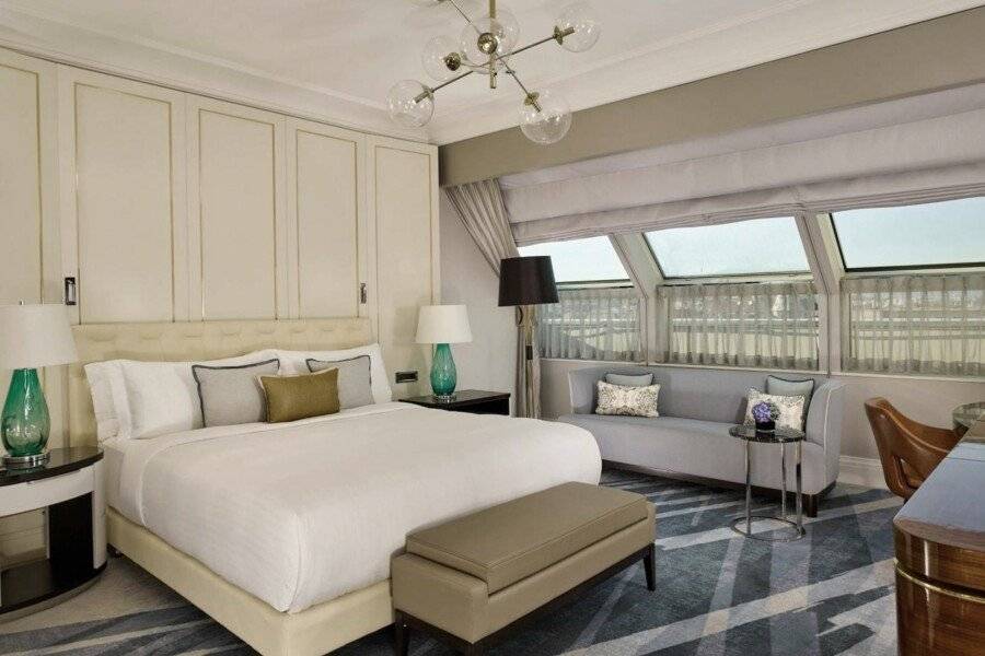 The Ritz-Carlton, hotel bedroom