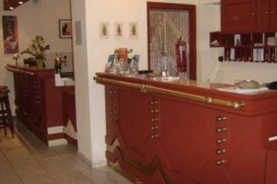 Bed Breakfast Hotel front desk, lobby, 