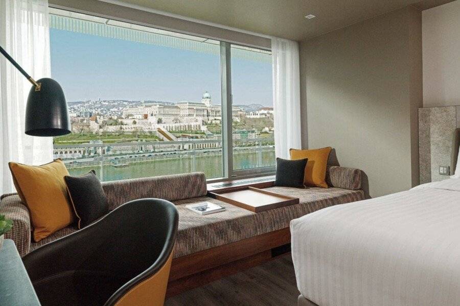 Budapest Marriott Hotel hotel bedroom,ocean view