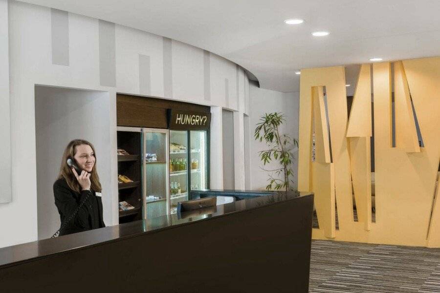 Park Inn By Radisson Budapest lobby,front desk,