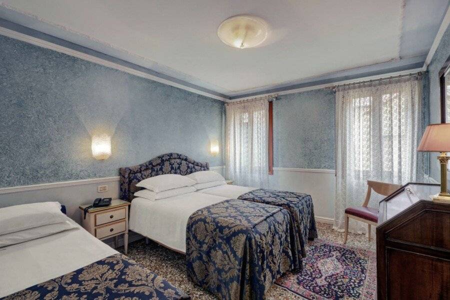 Hotel Al Piave hotel bedroom