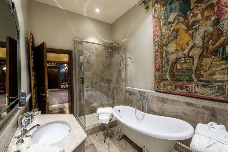 Hotel Palazzo Priuli bathtub