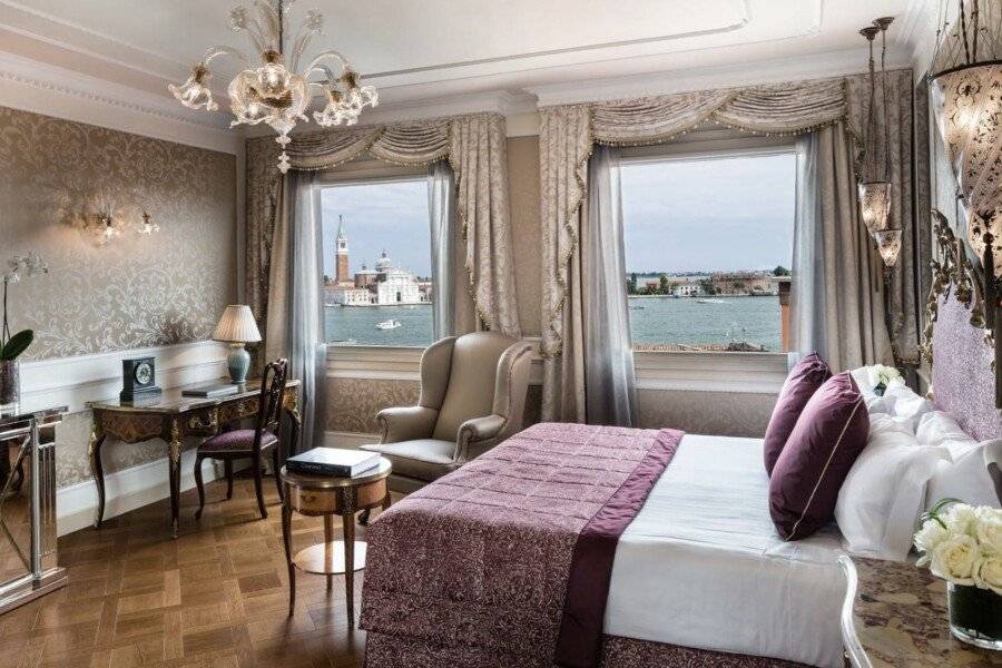 Baglioni Hotel Luna - The Leading Hotels of the World hotel bedroom,ocean view