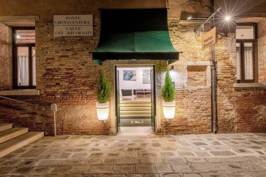 Eurostars Residenza Cannaregio facade