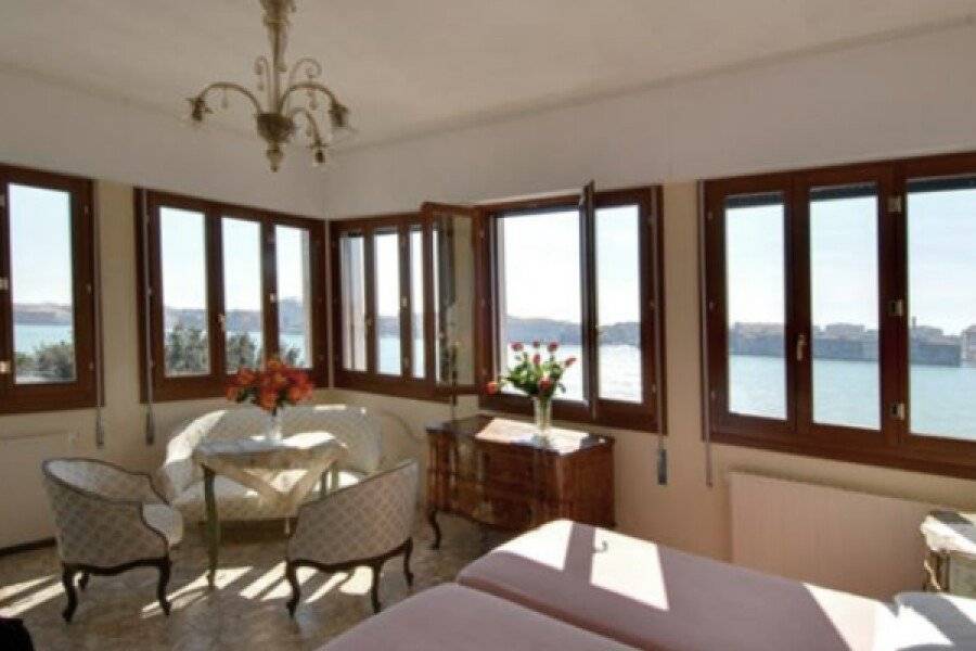 Pensione Seguso hotel bedroom,ocean view