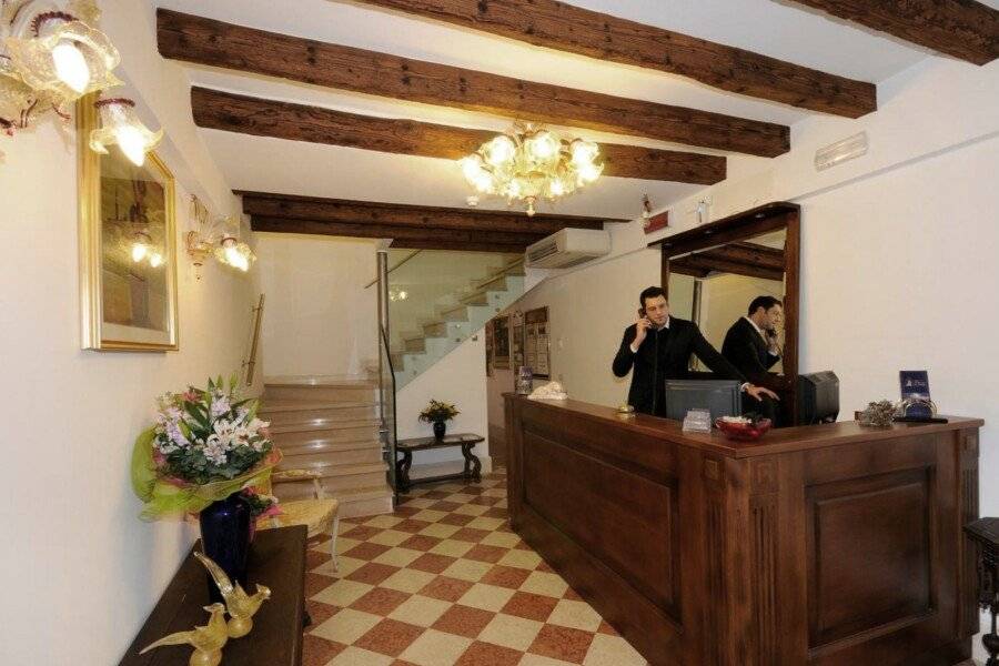 Hotel Il Mercante di Venezia lobby,front desk