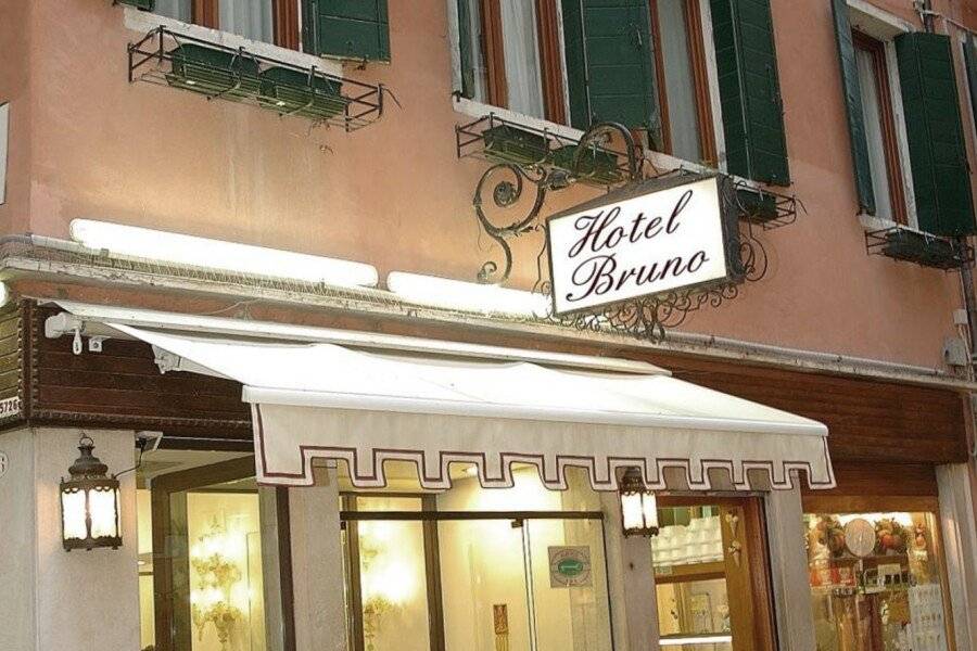 Hotel Da Bruno facade