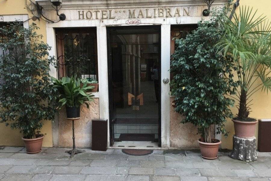 Hotel Malibran facade