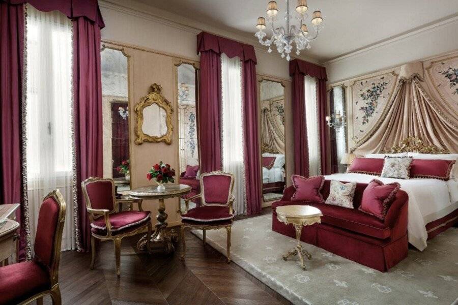 The Gritti Palace, a Luxury Collection Hotel, hotel bedroom