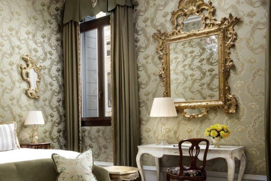 The Gritti Palace, a Luxury Collection Hotel, hotel bedroom