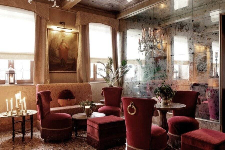 Hotel Metropole Venezia lobby