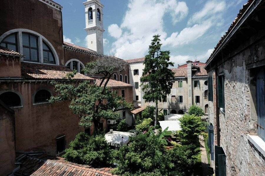 Hotel Abbazia ,garden