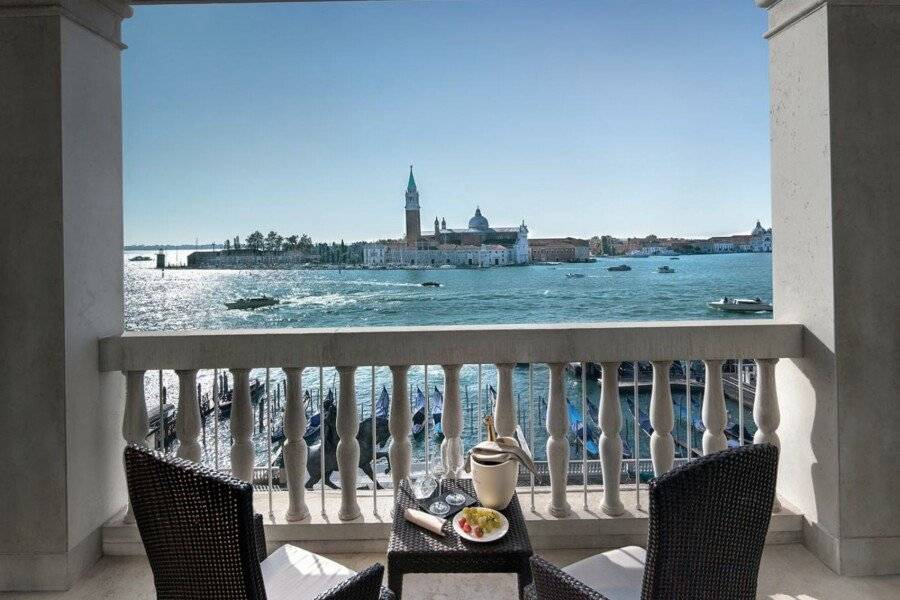 Londra Palace Venezia balcony,ocean view