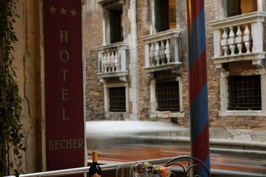 Hotel Becher 