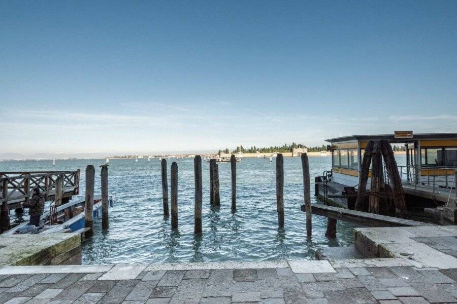 Hotel Vecellio on the Lagoon 