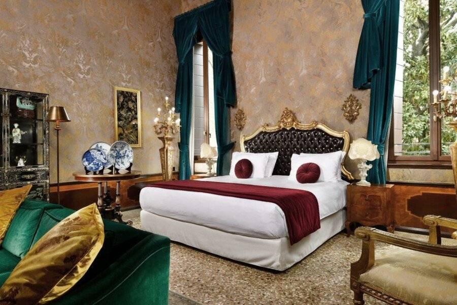 Palazzo Venart Luxury Hotel hotel bedroom