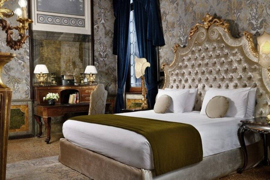 Palazzo Venart Luxury Hotel hotel bedroom