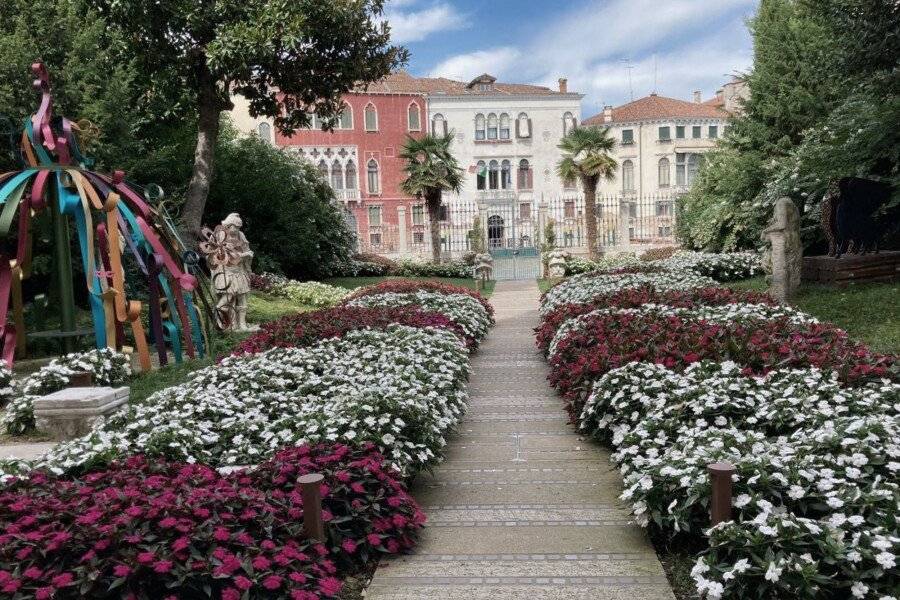 Palazzo Venart Luxury Hotel garden,