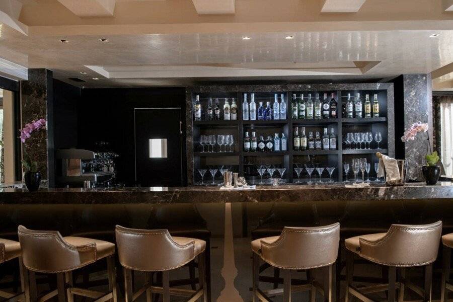 Palazzo Veneziano - Collection bar