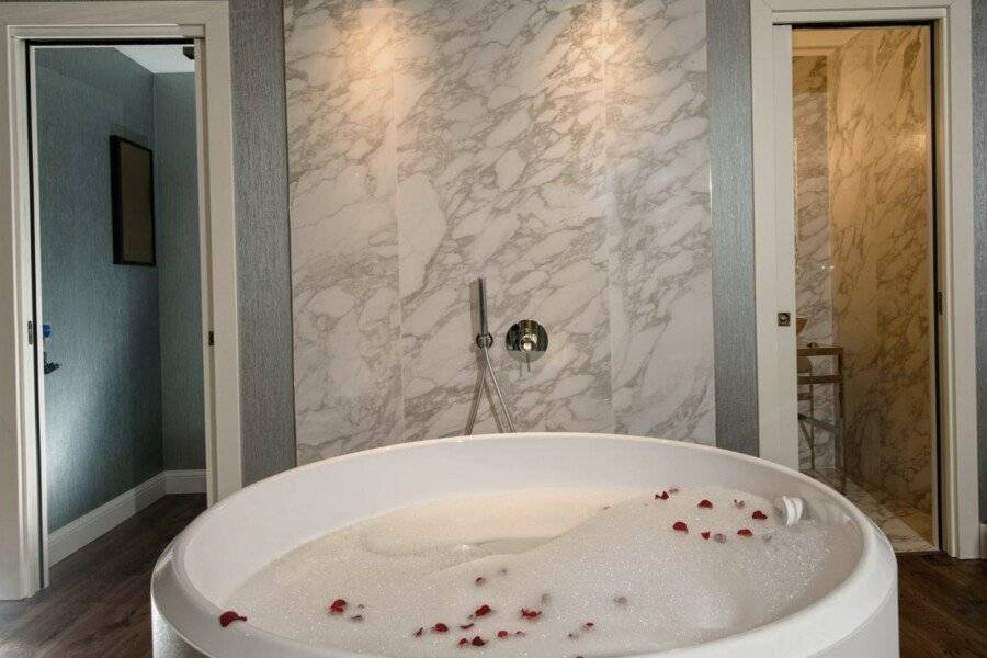 Palazzo Veneziano - Collection bathtub,spa