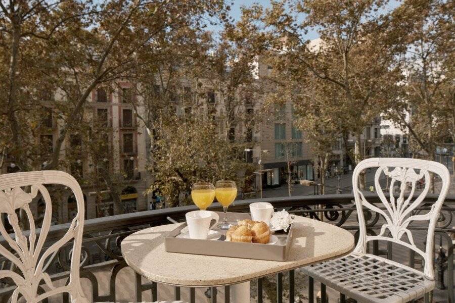 Hotel Continental Barcelona balcony,breakfast