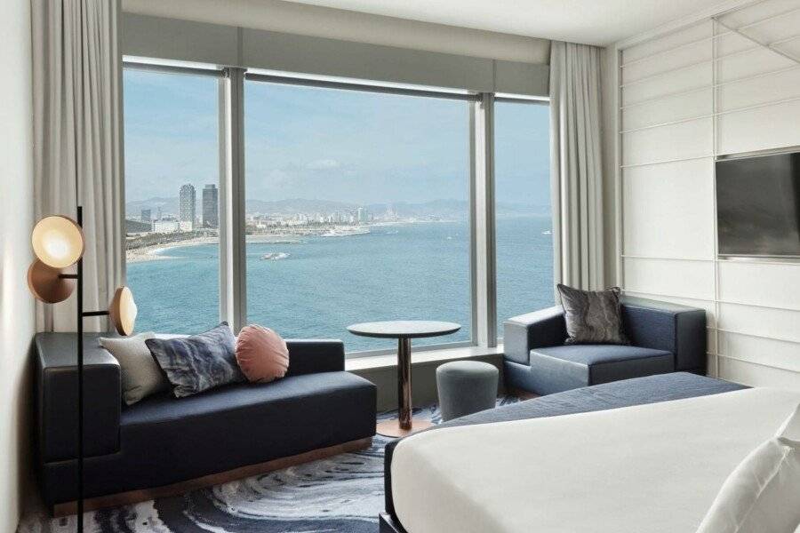 W hotel bedroom,ocean view