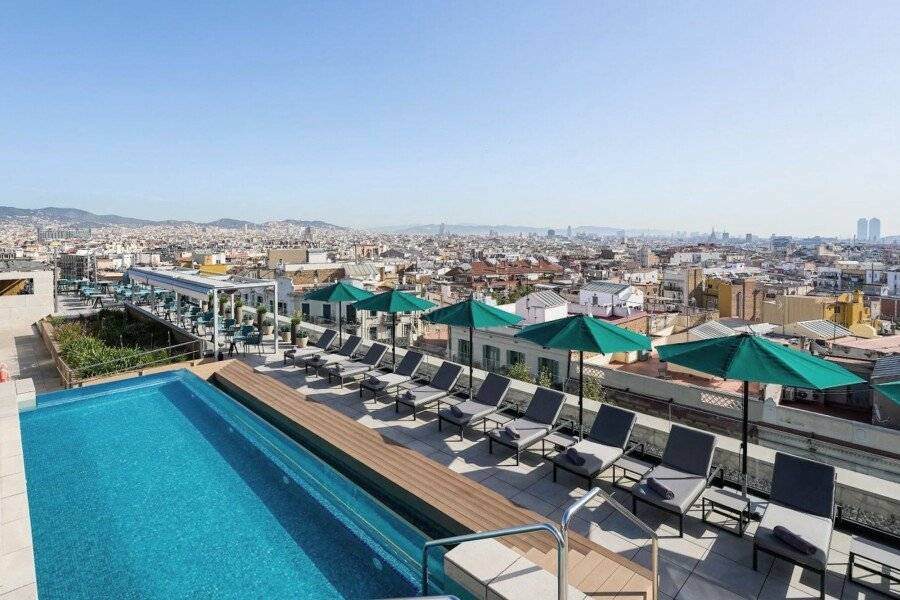 InterContinental, an IHG Hotel rooftop pool,ocean view