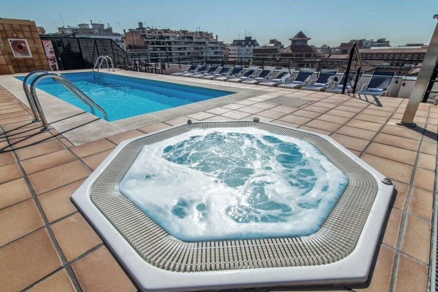 Sunotel Junior rooftop pool,jacuzzi,outdoor pool