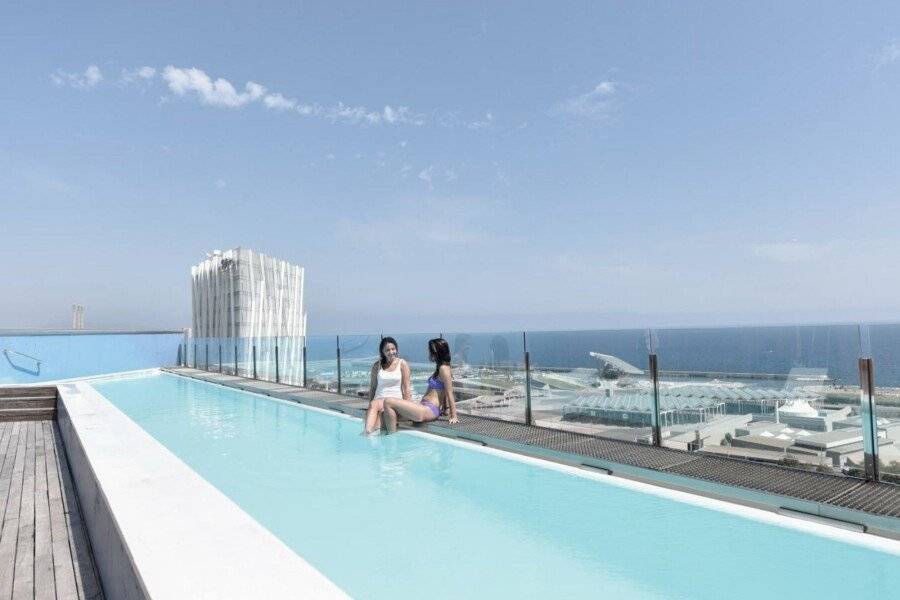 Barcelona Princess rooftop pool,ocean view