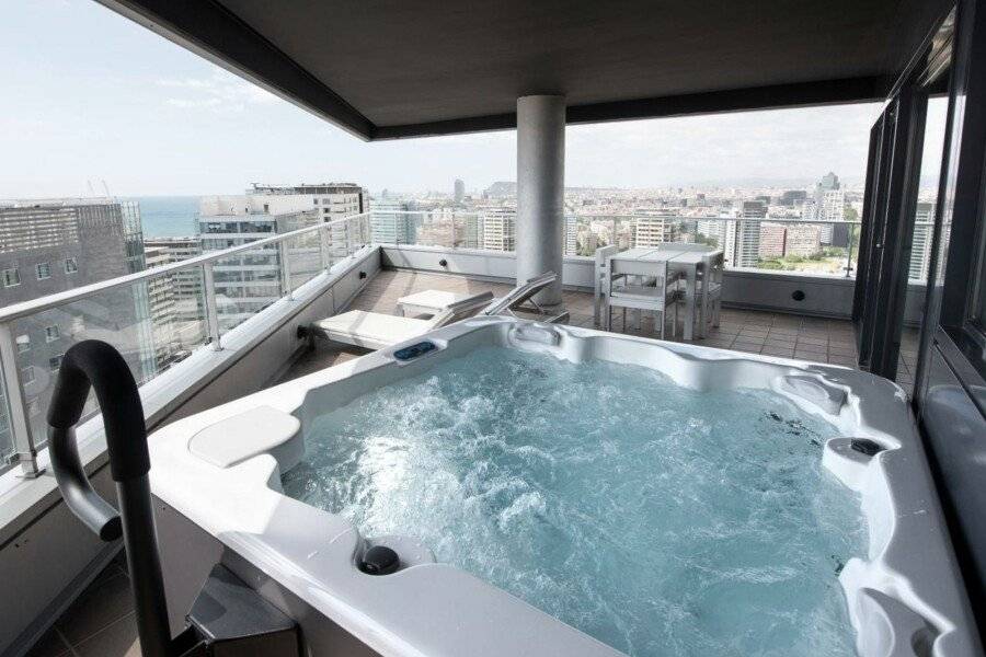 Barcelona Princess jacuzzi,ocean view