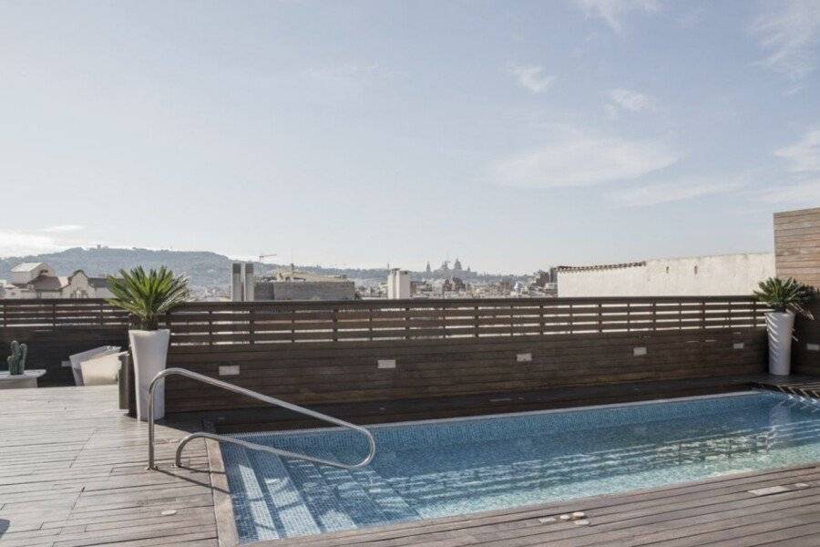 Hotel Lleó rooftop pool