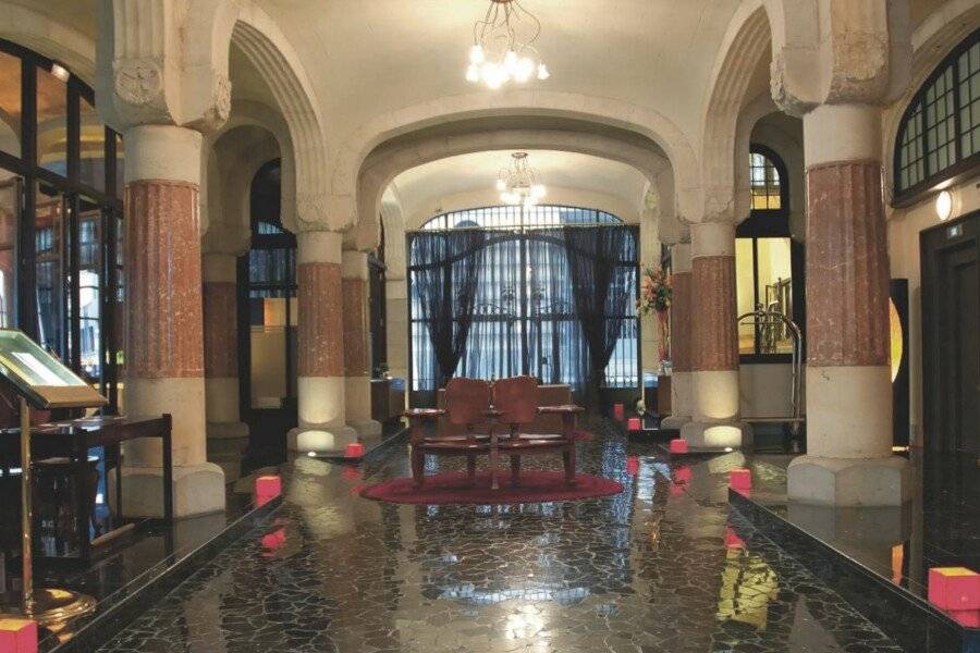 Hotel Casa Fuster G.L Monumento lobby