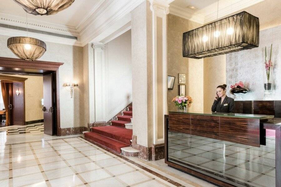 Hotel Barcelona Center lobby,front desk