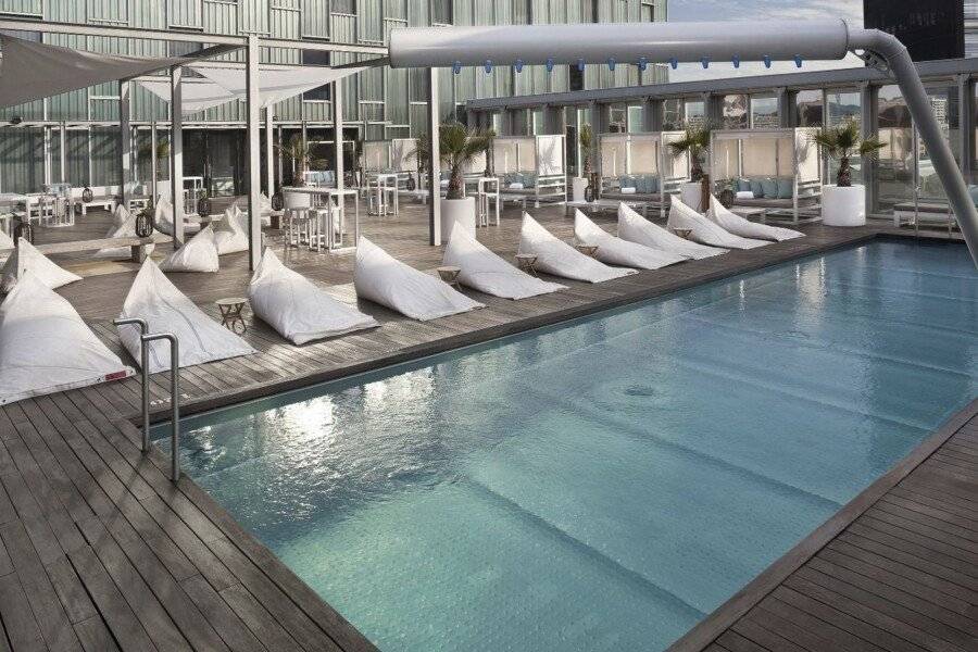 Melia Sky 4* Sup rooftop pool, outdoor pool