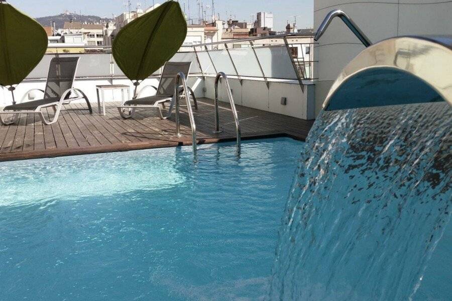 Ako Suites Hotel rooftop pool