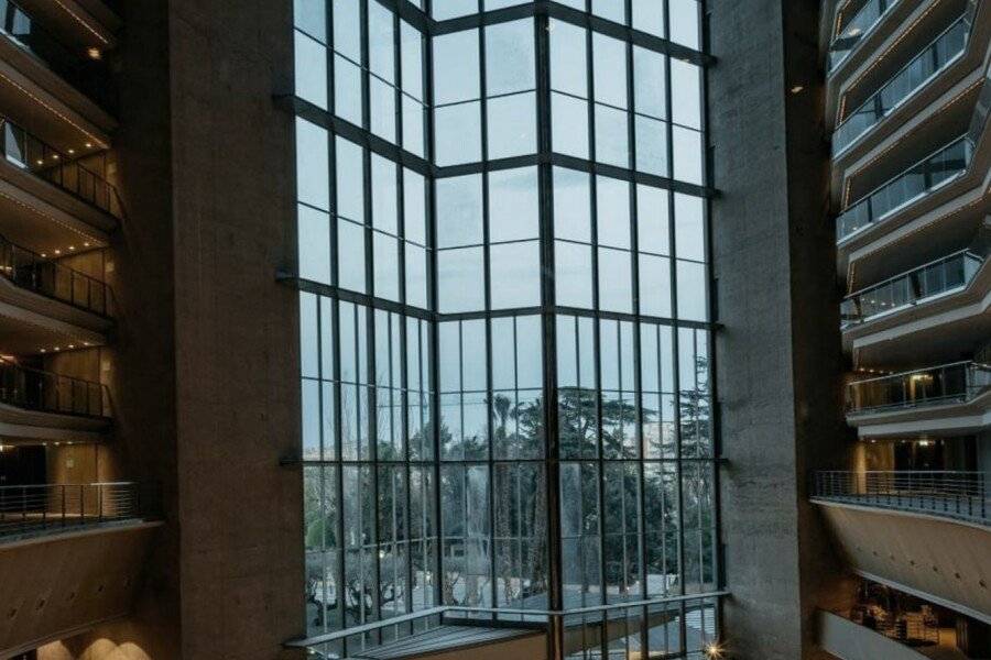 Torre Melina, a Gran Meliá Hotel lobby,hotel facade